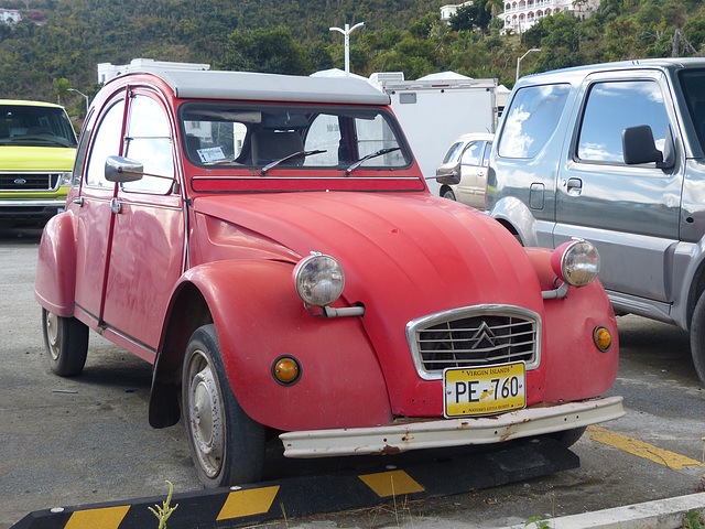 2CV in Road Town (1) - 11 March 2019