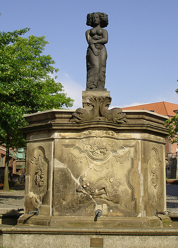 Fischmarktbrunnen Minerva