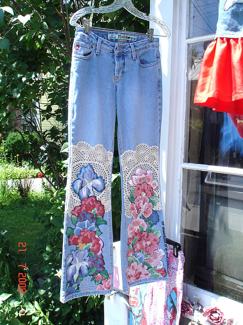 Woodstock.  NY state.  USA.   July 22th 2008.- Mudd flowery jeans
