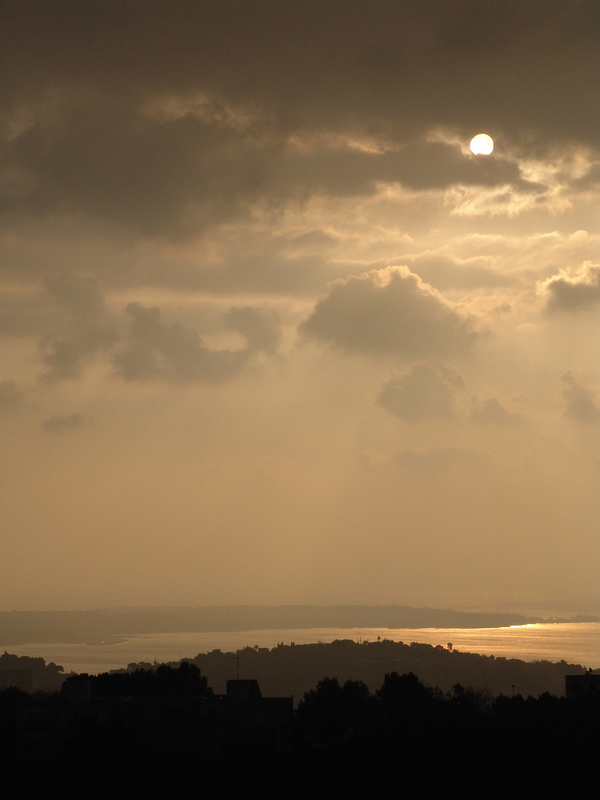 moon on Mougins-Le-Haut