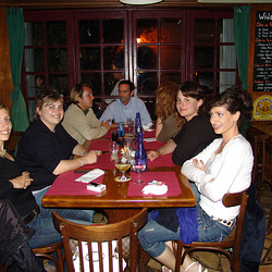 Au café brun pour le départ de Clarisse