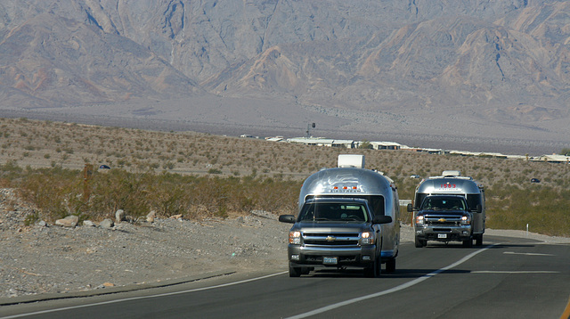 Airstreams on California 190 in Death Valley NP (9603)