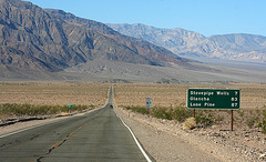 California 190 in Death Valley NP (9592)