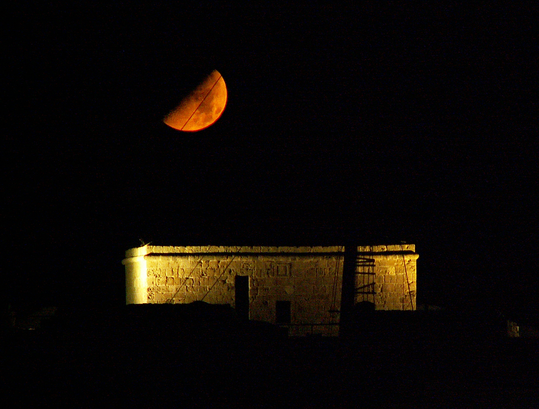 Mond über Paphos