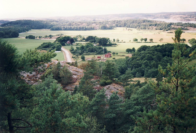 Ausblick vom Rückweg unserer glücklich überstanden Wanderung an Schwedens Westküste