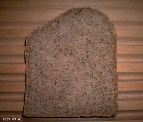 2e Manuel's Seed Bread 2