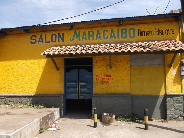 Salon Macaraibo - Antiguo Breque.