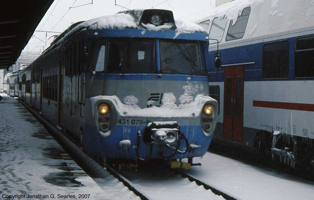 CD #451 079-8 In The Snow, Masarykovo Nadrazi, Prague, CZ, 2007