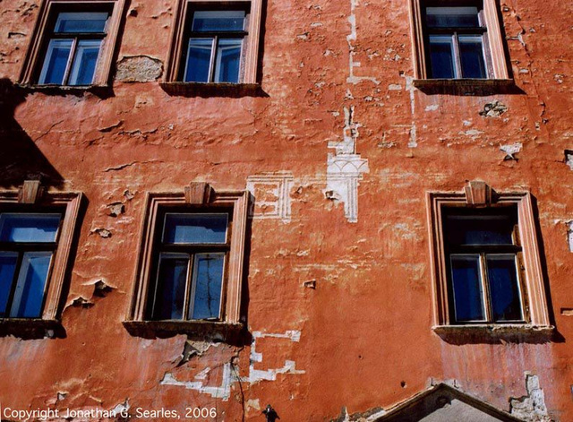 Red Windows, Cesky Krumlov, South Bohemia (CZ), 2006