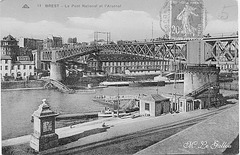 Brest Le pont National et l'arsenal (noir)
