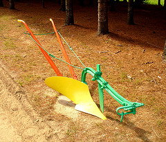 Solitude Ste-Françoise / 19 août 2006 - Instrument agraire obsolère / Obsolete agrarian tool.