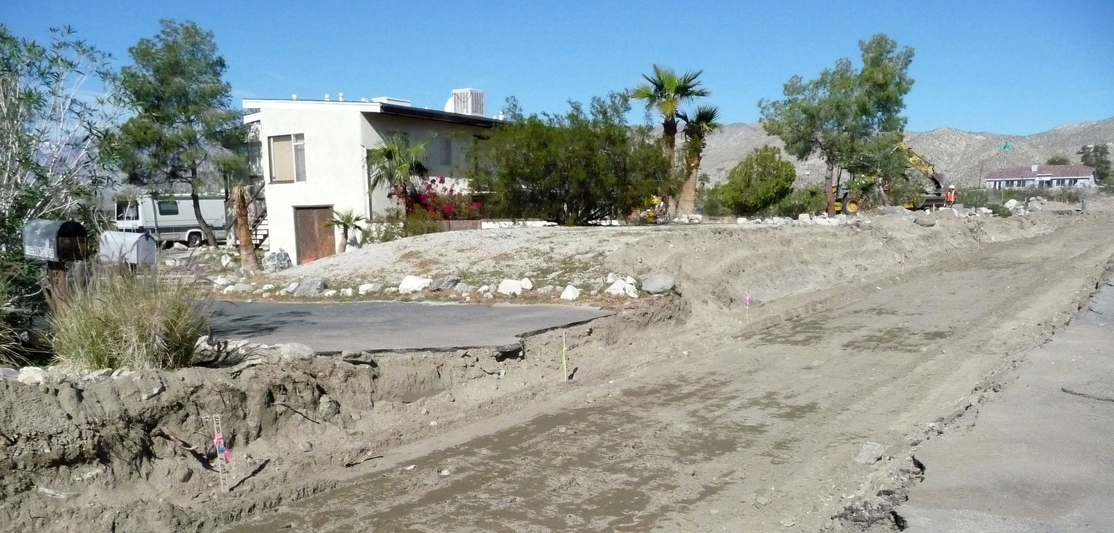 West Drive Driveway (2938)