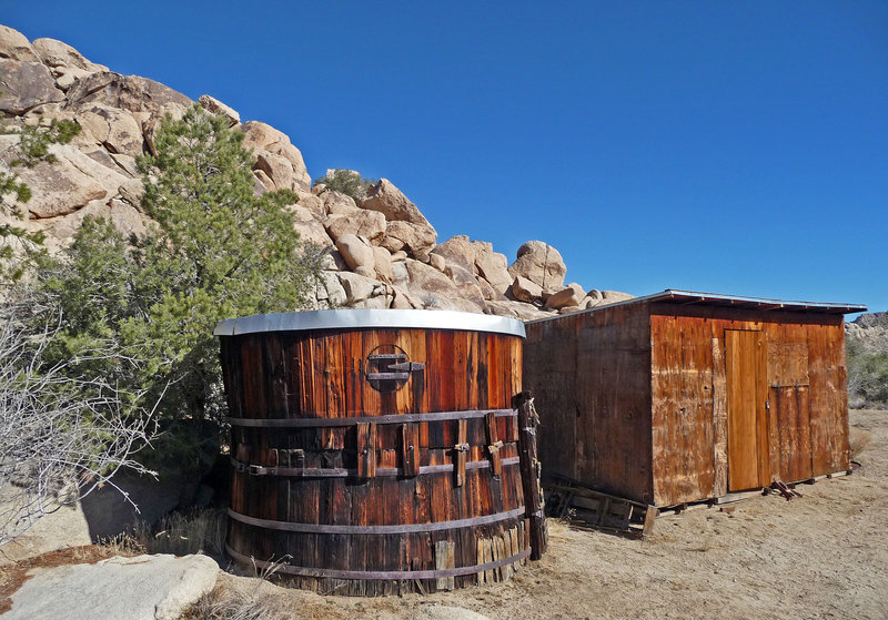 Desert Queen Ranch (2547)