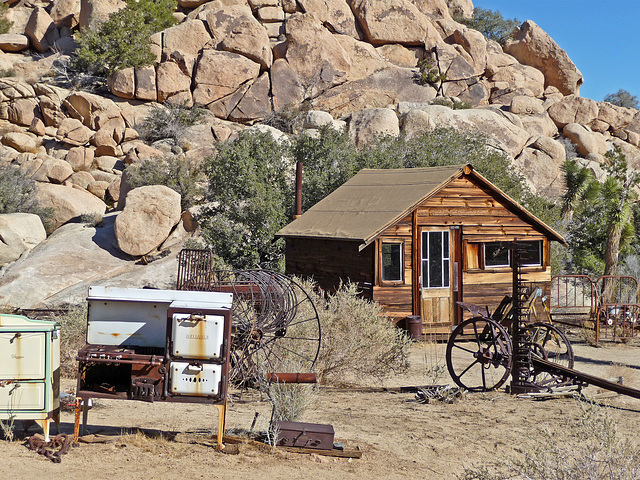 Desert Queen Ranch (2553)