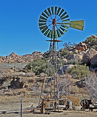 Desert Queen Ranch Windmill (2487)
