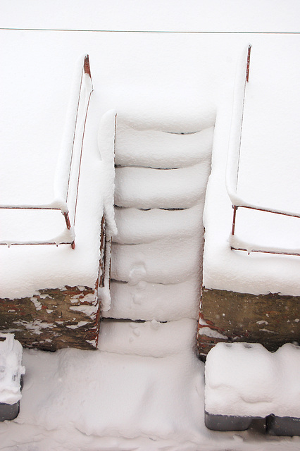 Korteto sub neĝo- Kleiner Hof im Schnee