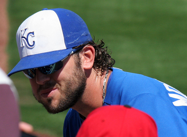 Mike Moustakas Signing Autographs (9848)