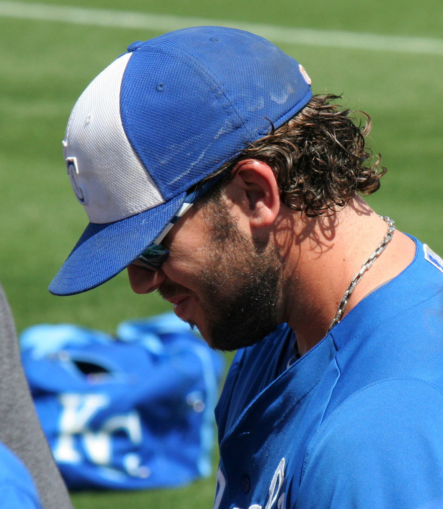 Mike Moustakas Signing Autographs (9862)