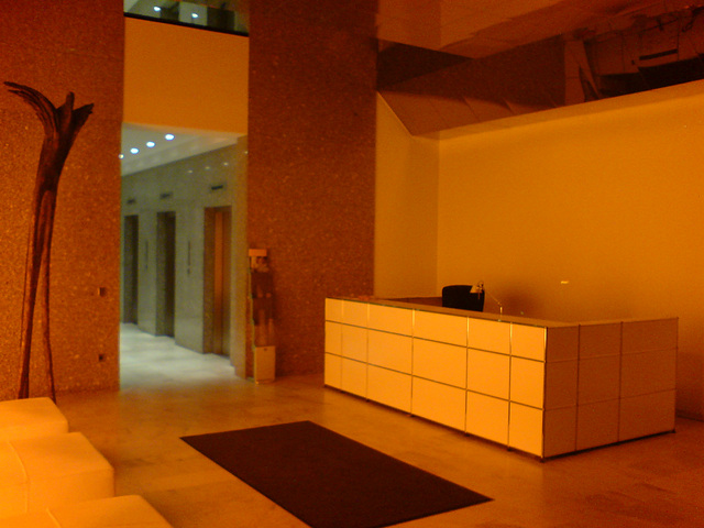 westend-lobby-00924