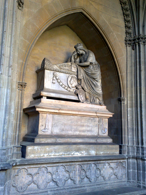 Catedral de Pamplona. Sepulcro.