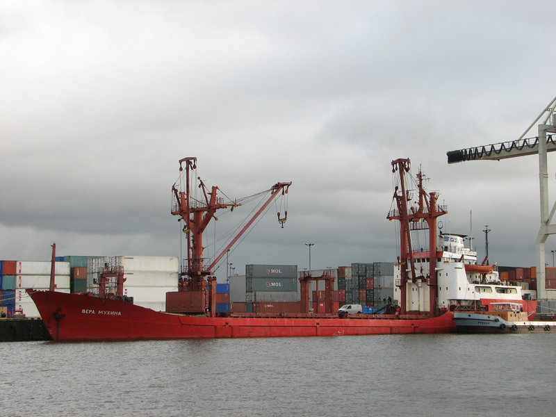 MV "Vera Mukhina"