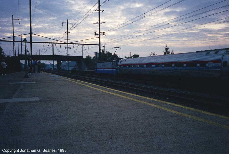 Amtrak #910, Picture 4, Lancaster, PA, USA, 1995