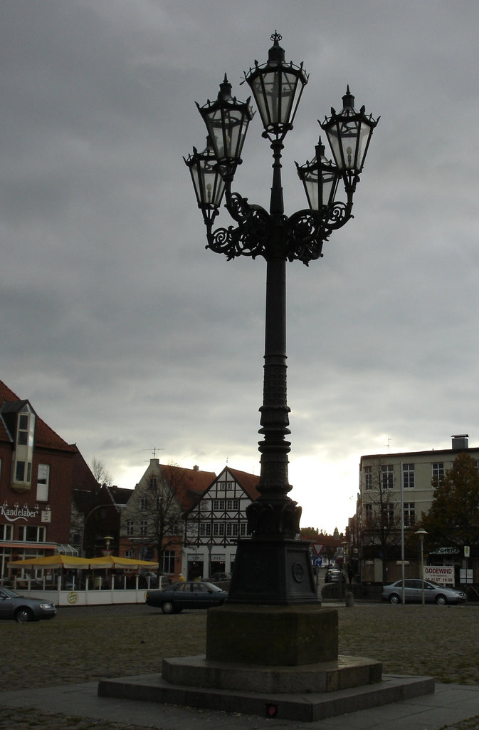 Kandelaber in Glückstadt