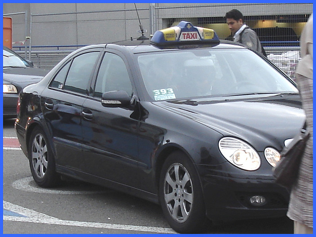 Brussels airport taxi -  Taxi à l'aéroport de Bruxelles -19-10-2008