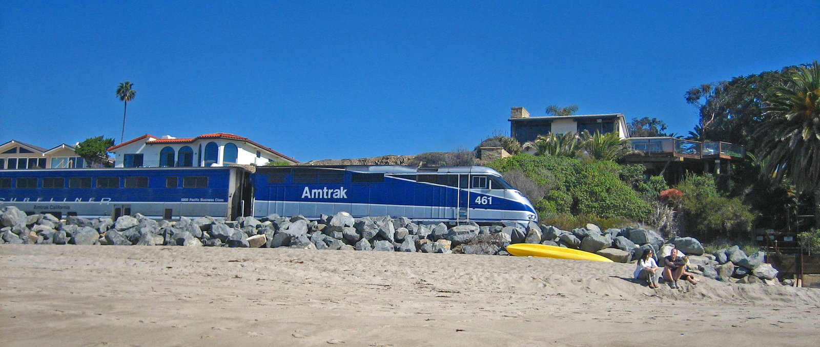 Amtrak On San Clemente Beach (9193)