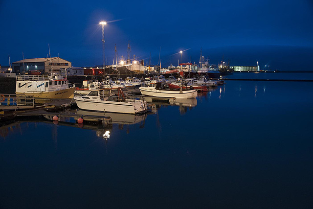 Nuit sur le port, Reykjavik