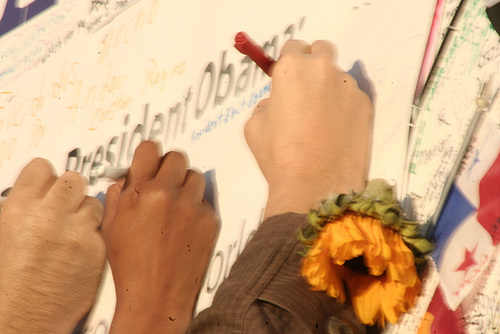 153.ObamaMessageBoard.LincolnMemorial.WDC.7nov08