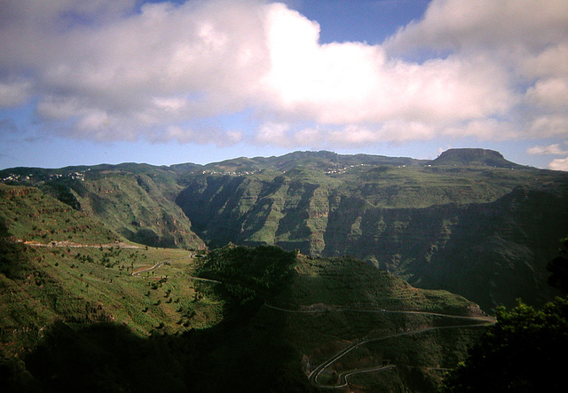 DSCN3295 Blick auf Hochebene mit Fortaleza