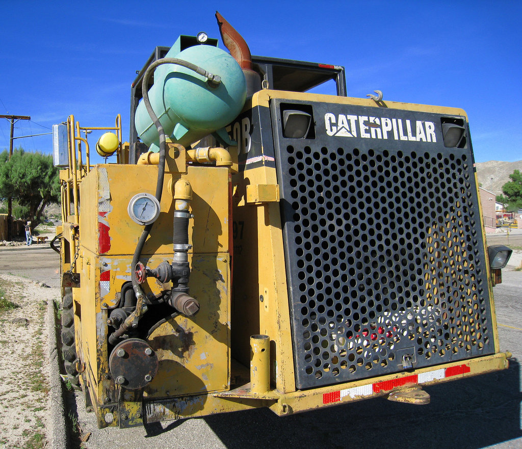 Machinery at 1st and Cactus (0148)