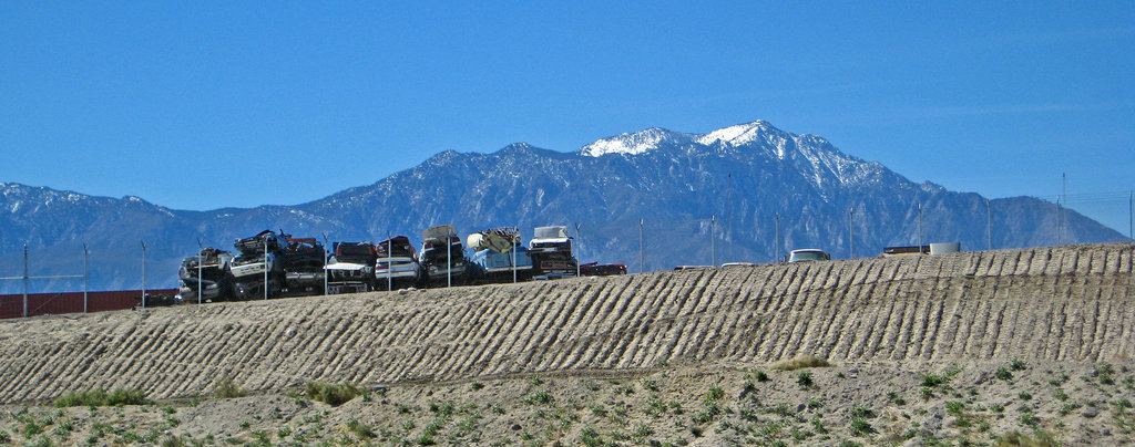 Junk and Mt. San Jacinto (1520)