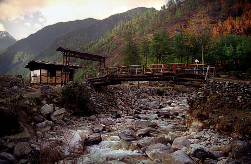 Across the Paro river