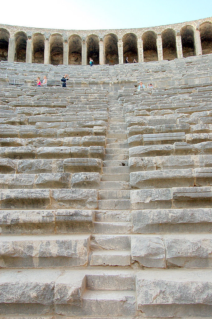 ŝtuparo Aspendos, antikva teatro