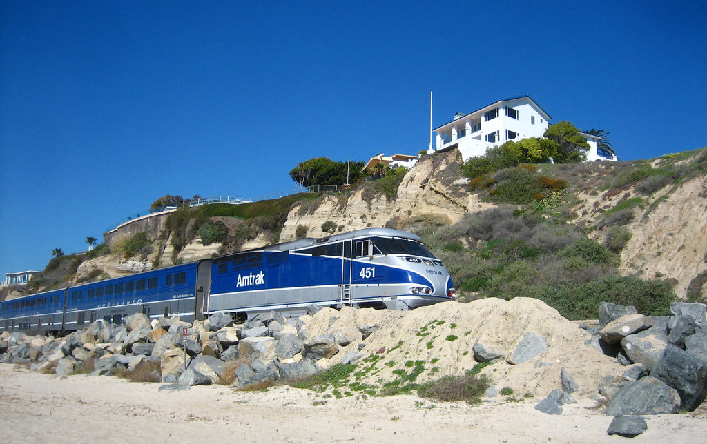 Amtrak On San Clemente Beach (9198)