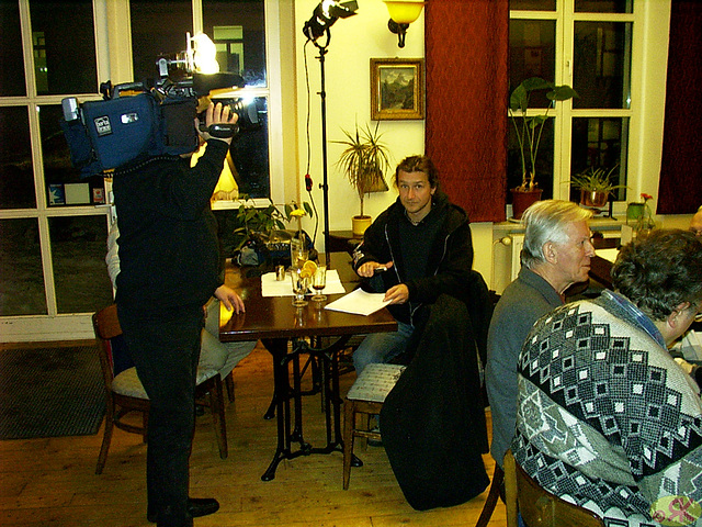 2009-01-12 11 Eo-kutimtablo, mezgermana televido filmas nin en Neustädter Diechl