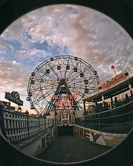 Coney Island Wonder Wheel (03080001)