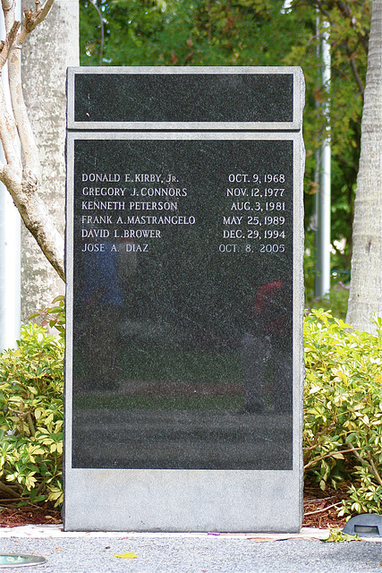 12.FortLauderdalePoliceMemorial.FLFL.9feb09