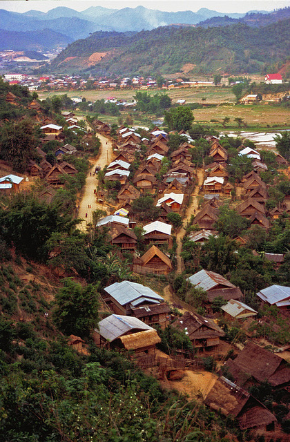 Viengxay village