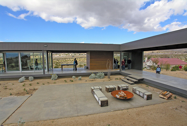 Marmol Radziner Prefab Desert House (3142)