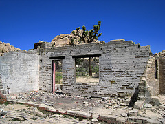 House Near Wall Street Mill (0635)