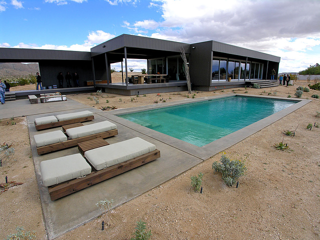 Marmol Radziner Prefab Desert House (3152)