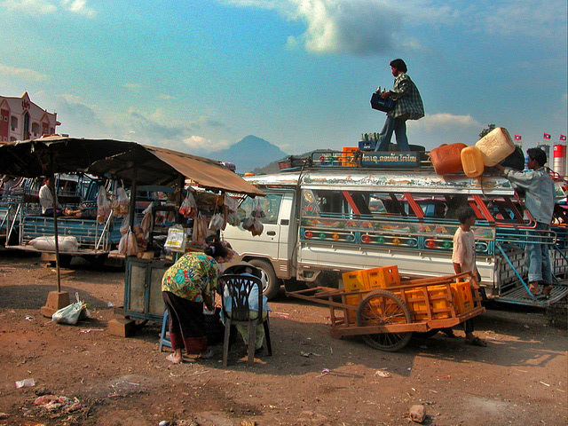 Overland bus starts in early morning