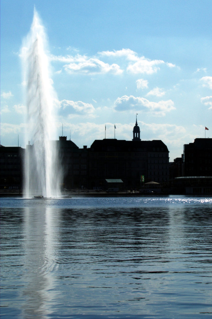 Walk at the Alster lake