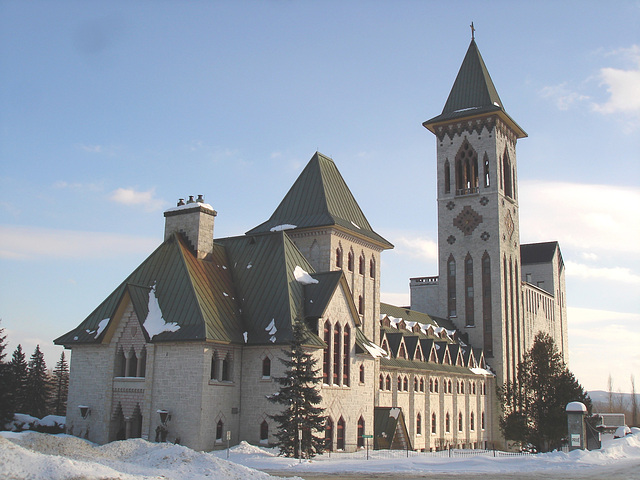 Abbaye St-Benoit-du-lac  /   St-Benoit-du-lac  Abbey -  Quebec, CANADA  -  February  6-7-8 février 2009 - Avec flash  /  With the flash option