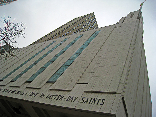 Mormon Temple at Lincoln Center (0821)