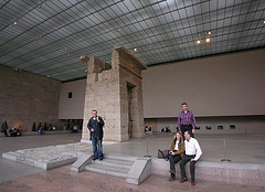 Temple of Dendur Visitors (7714)