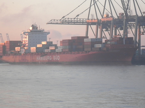 Containerschiff  CAP  HARRIETT